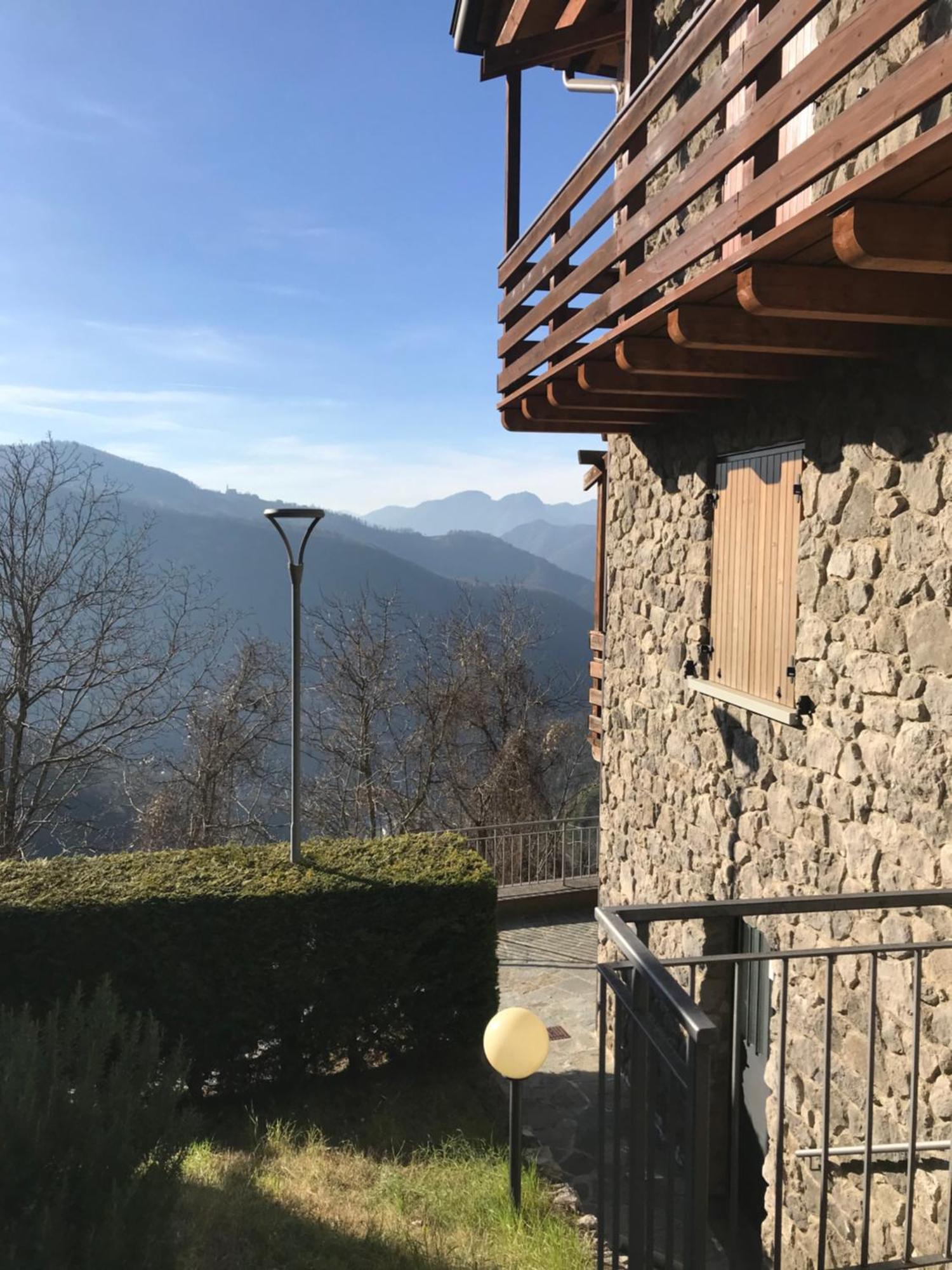Appartement Mangia, Leggi, Dormi à Costa di Serina Extérieur photo