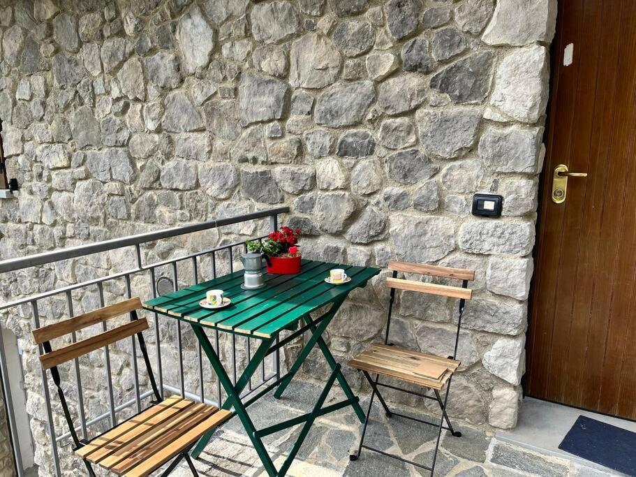 Appartement Mangia, Leggi, Dormi à Costa di Serina Extérieur photo